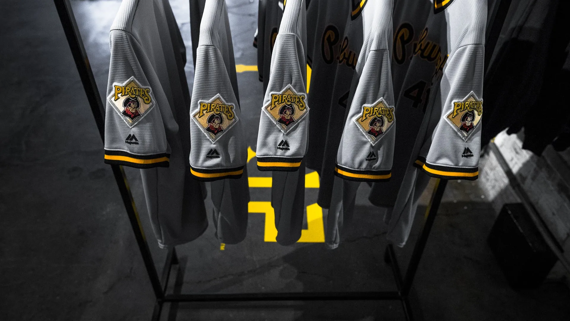 412® x Pittsburgh Pirates® "Pittsburgh Script" Jersey 2019
