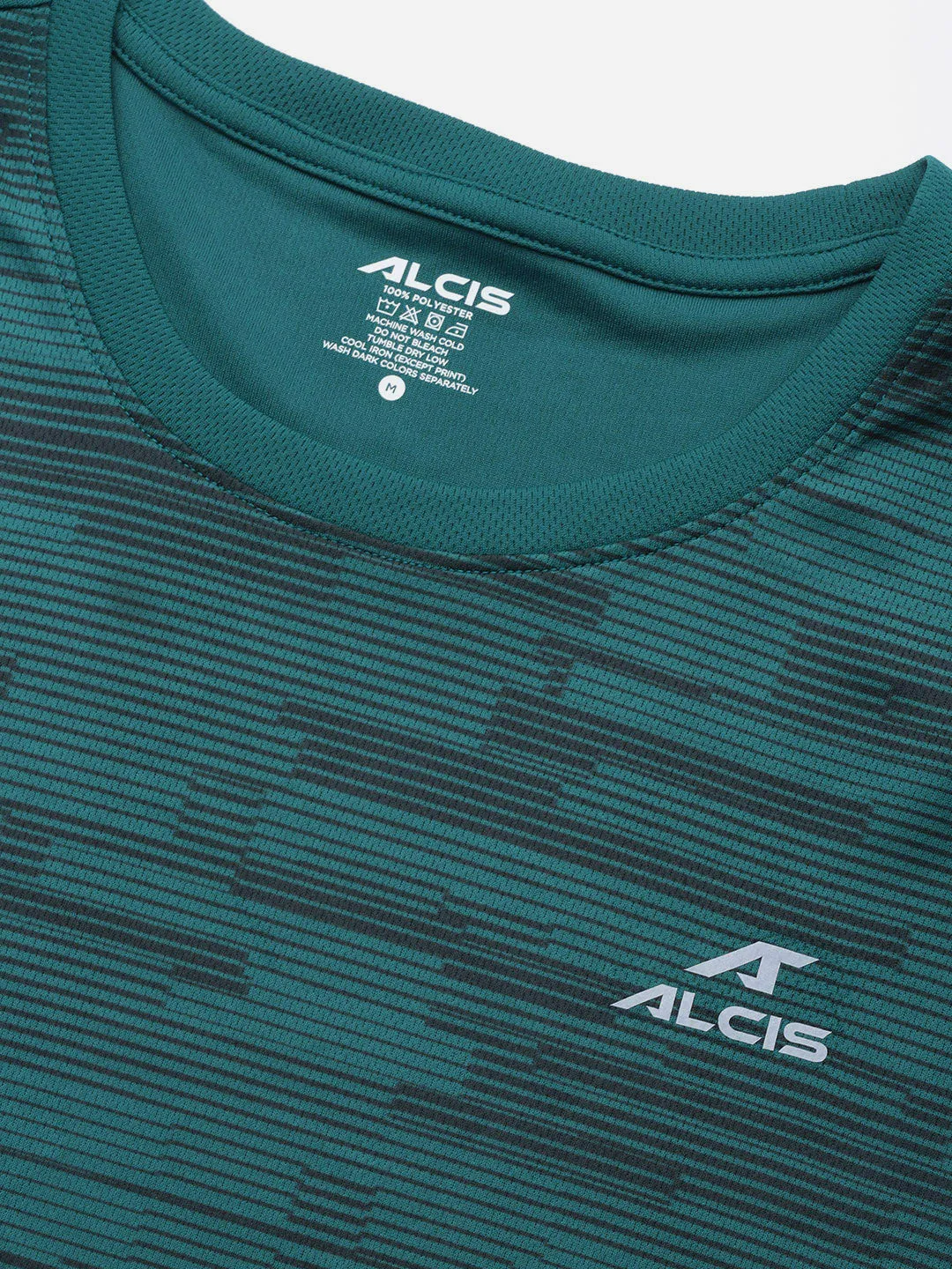 Alcis Men Green Black Printed Slim Fit Sports T-shirt