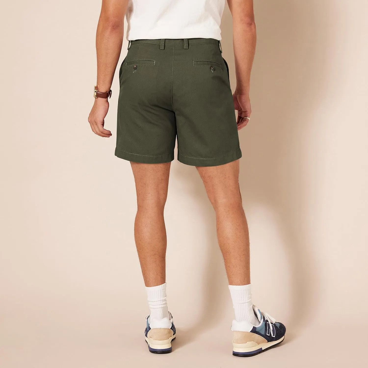 Amazon Essentials Men's Classic-Fit 7" Chino Shorts