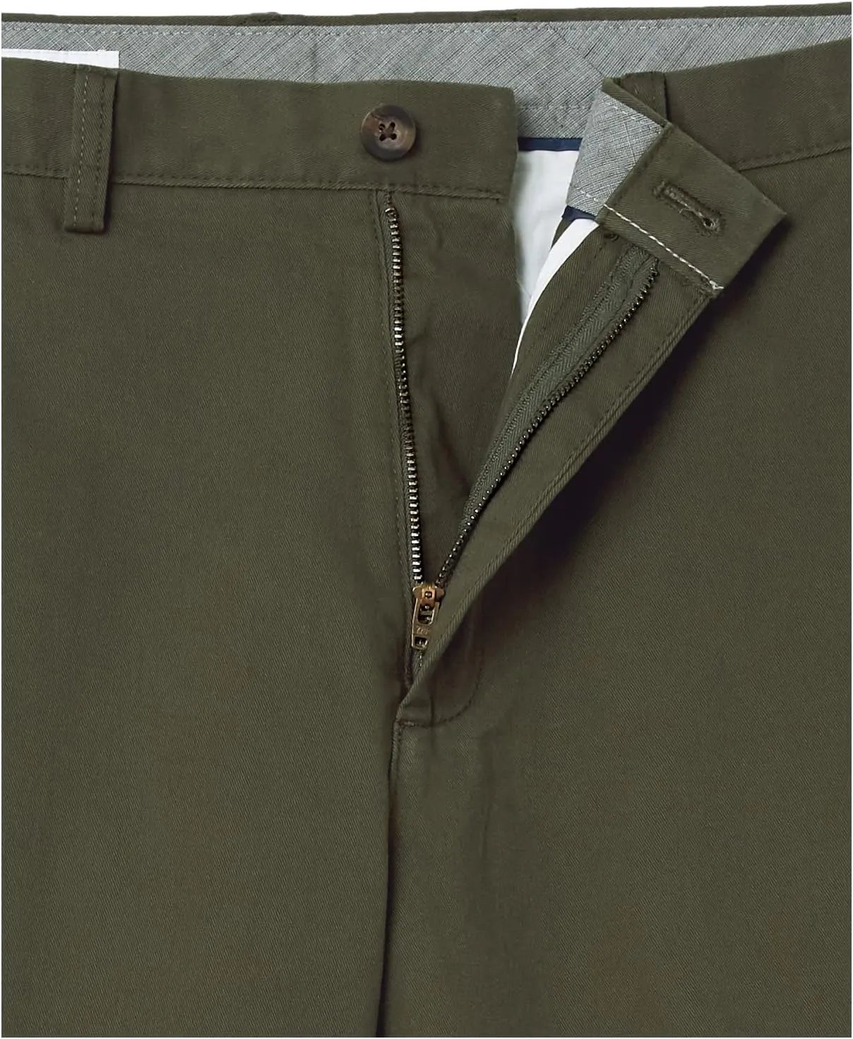 Amazon Essentials Men's Classic-Fit 7" Chino Shorts