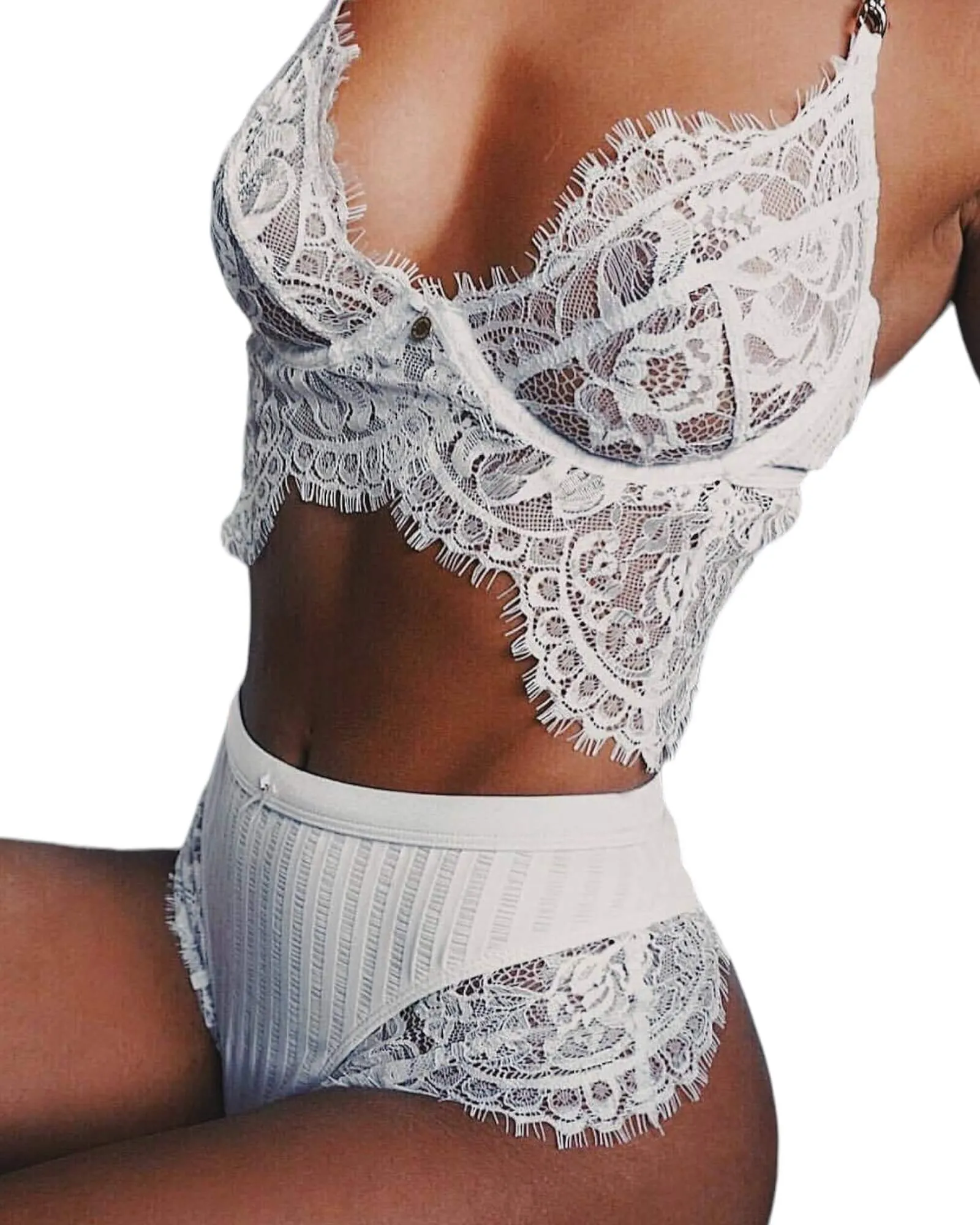 Elegant Lace Bralette and High-Waisted Panty Set