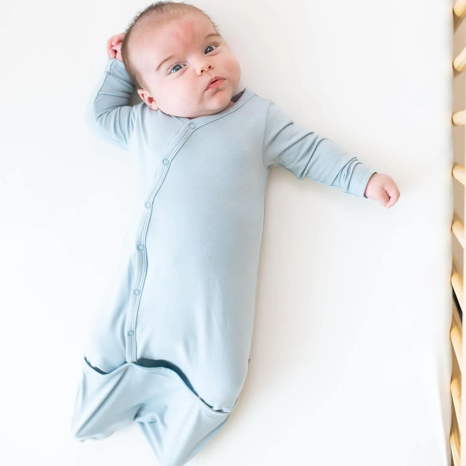 KYTE BABY Bundlers - Unisex Baby Sleeper Gowns Made of Soft Bamboo Rayon Material