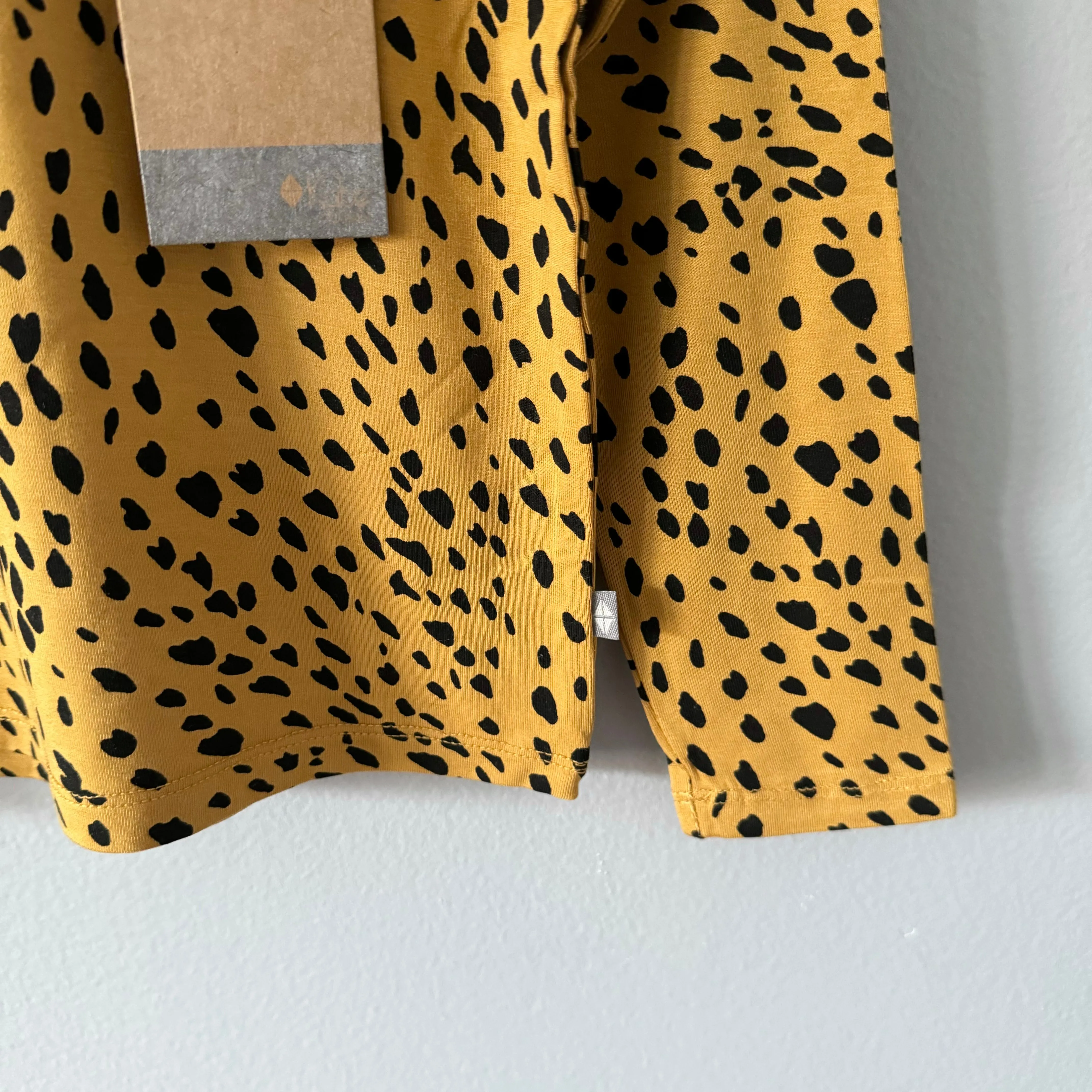 Kyte Baby / Long sleeve crew neck tee - Marigold Cheetah / 3T