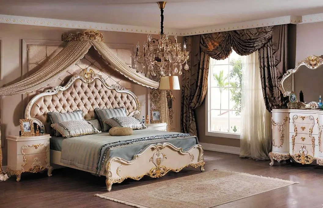 Luxury Classic European Style Solid Teak Wood Carving Bed