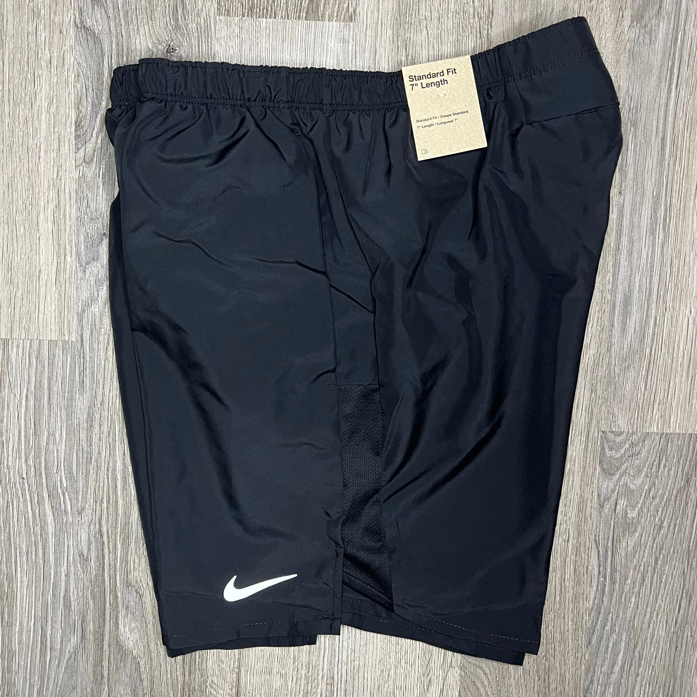 Nike Miler & Challenger Set - Tee & Shorts - White / Black
