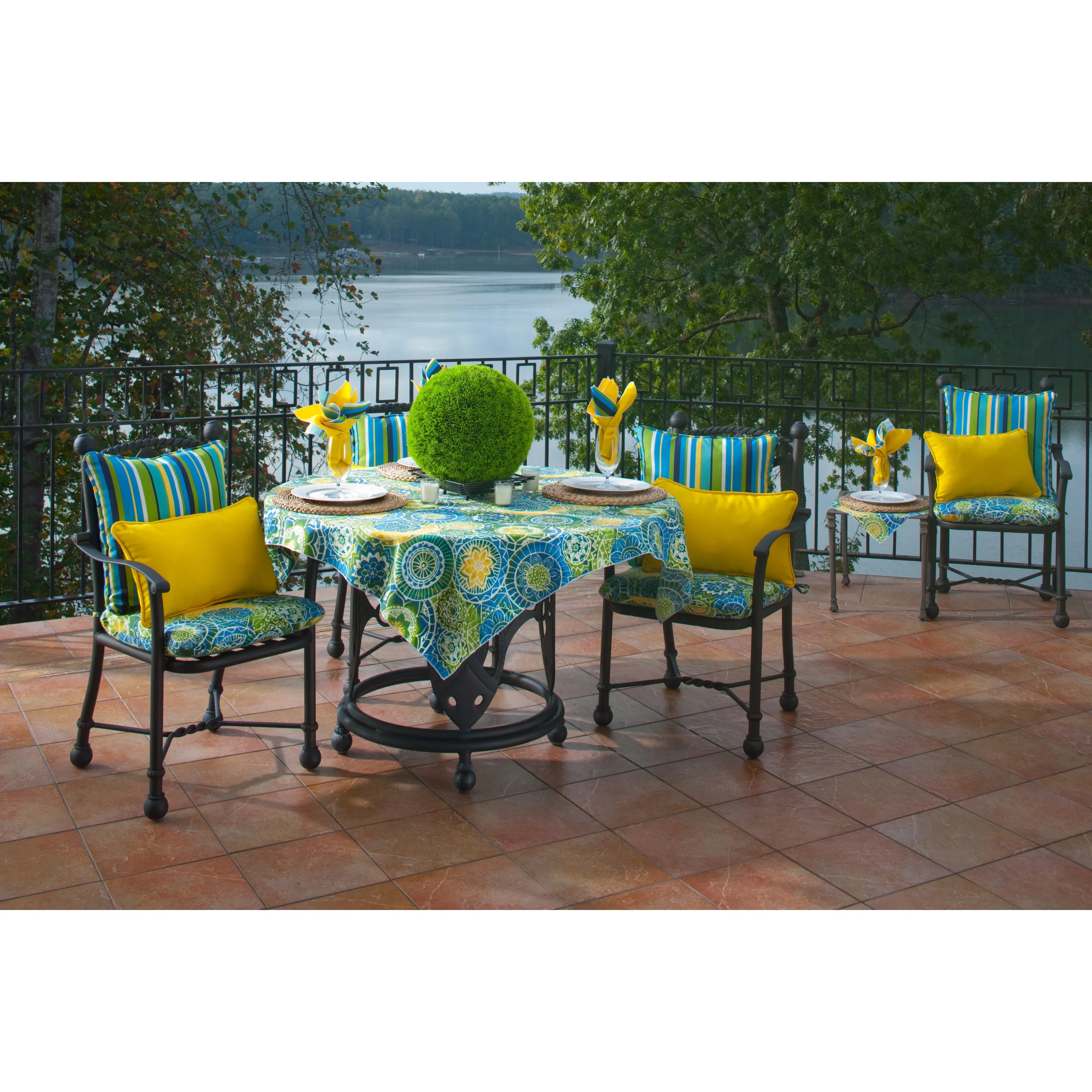 Outdoor/Indoor Fresco Solids Yellow Rectangular Throw Pillow (Set of 2)