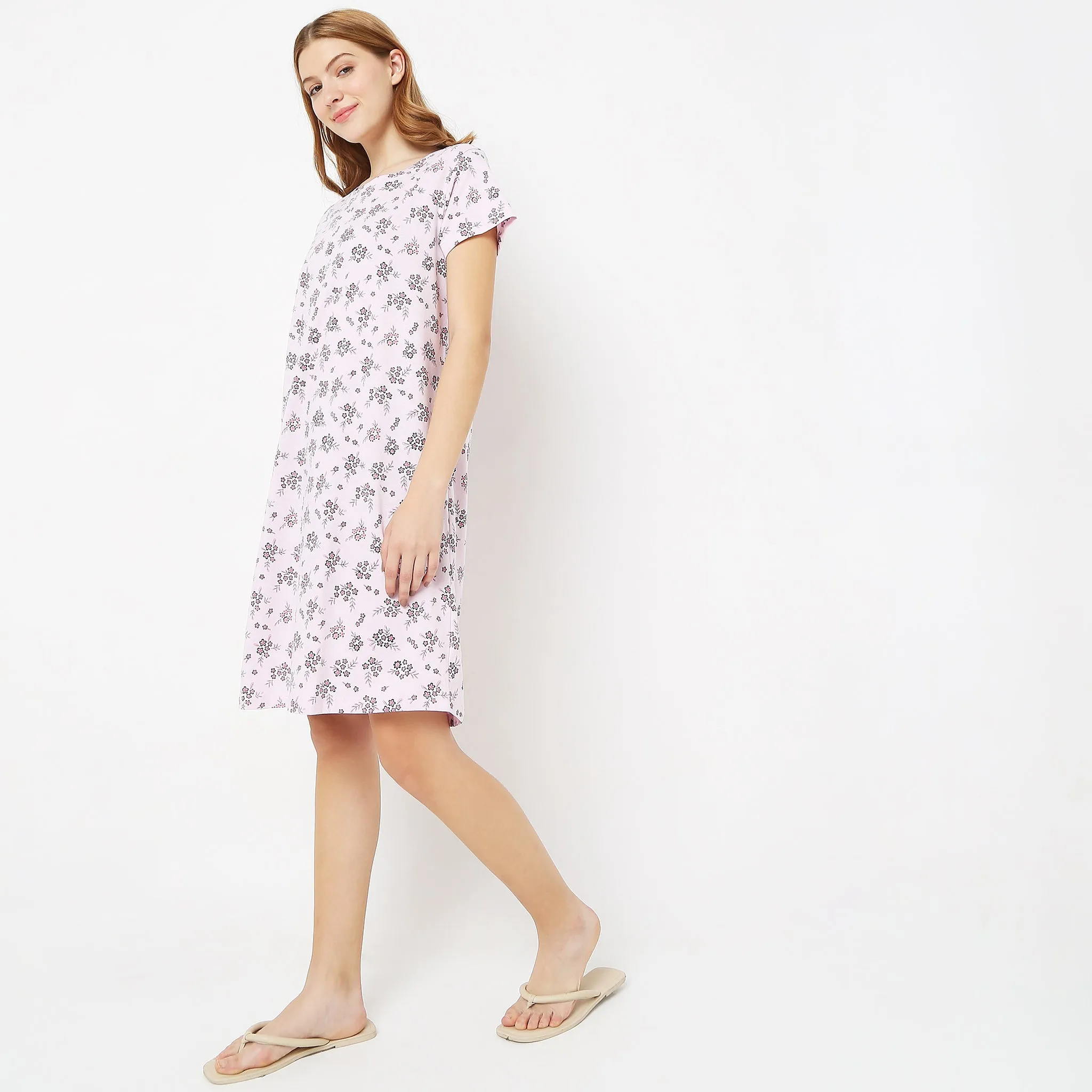 Regular Fit Floral Short Gown
