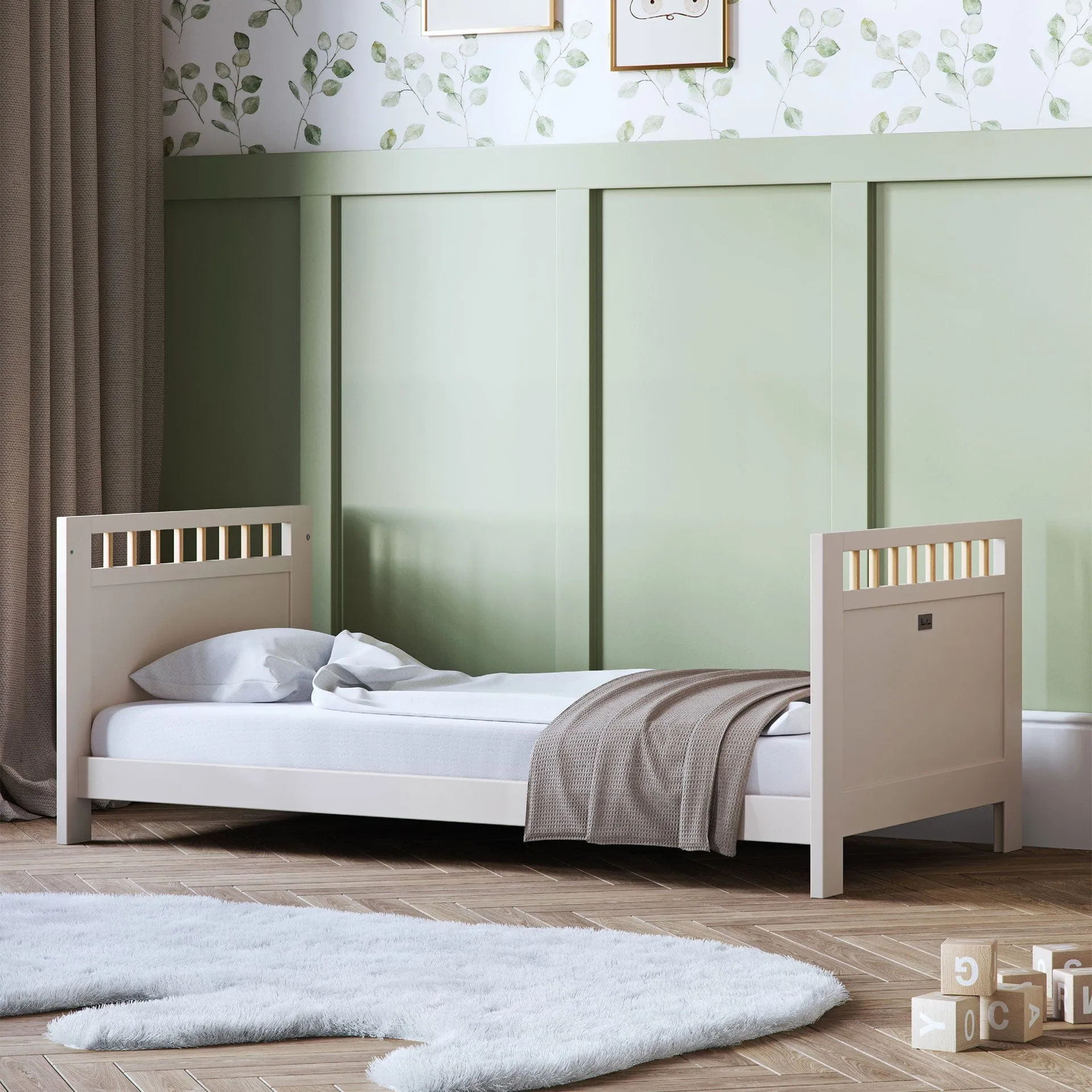 Silver Cross Seville Cot Bed in Cashmere Oak