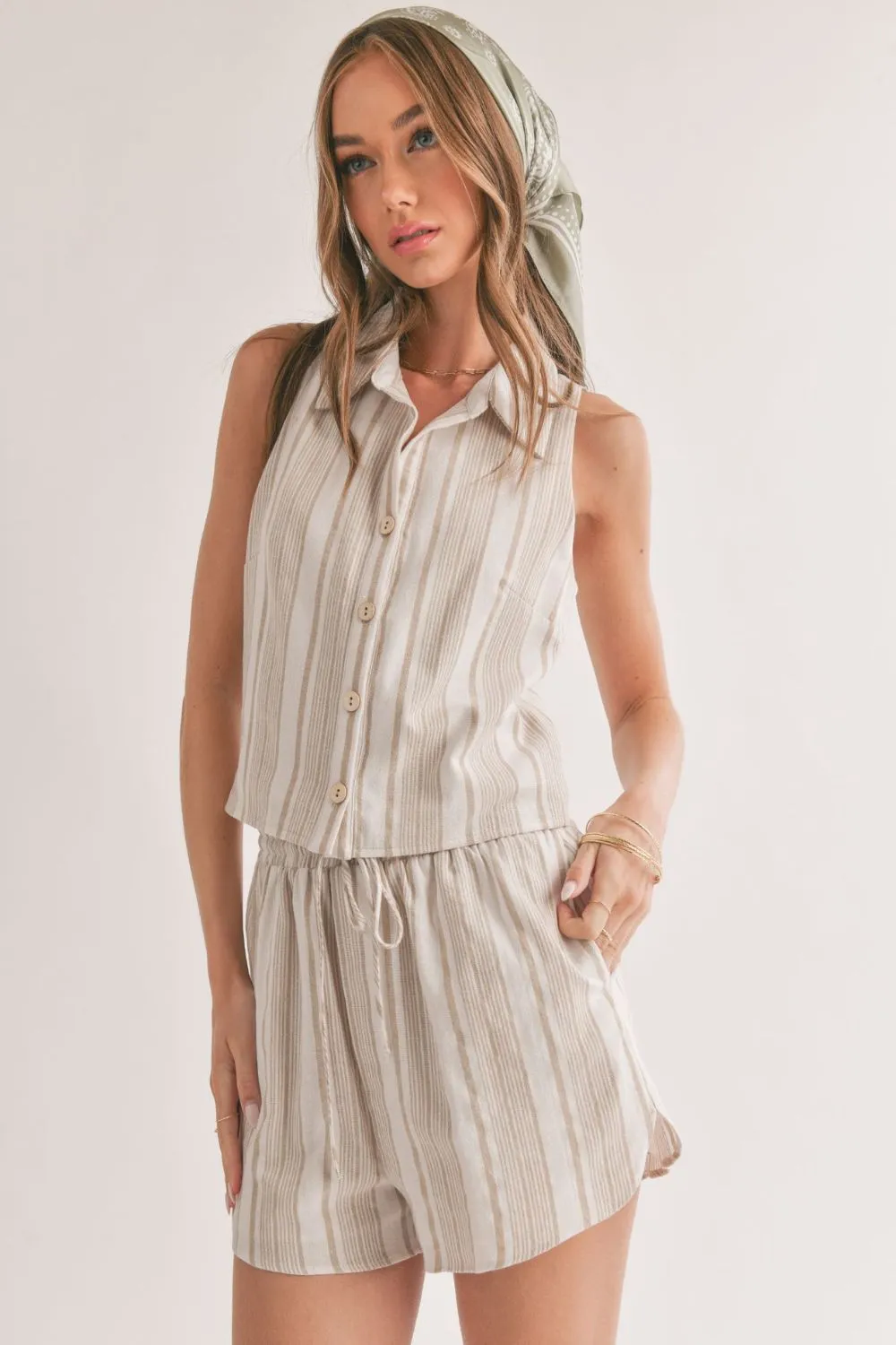 Women's Linen Blend Striped Dolphin Shorts | Ivory Taupe